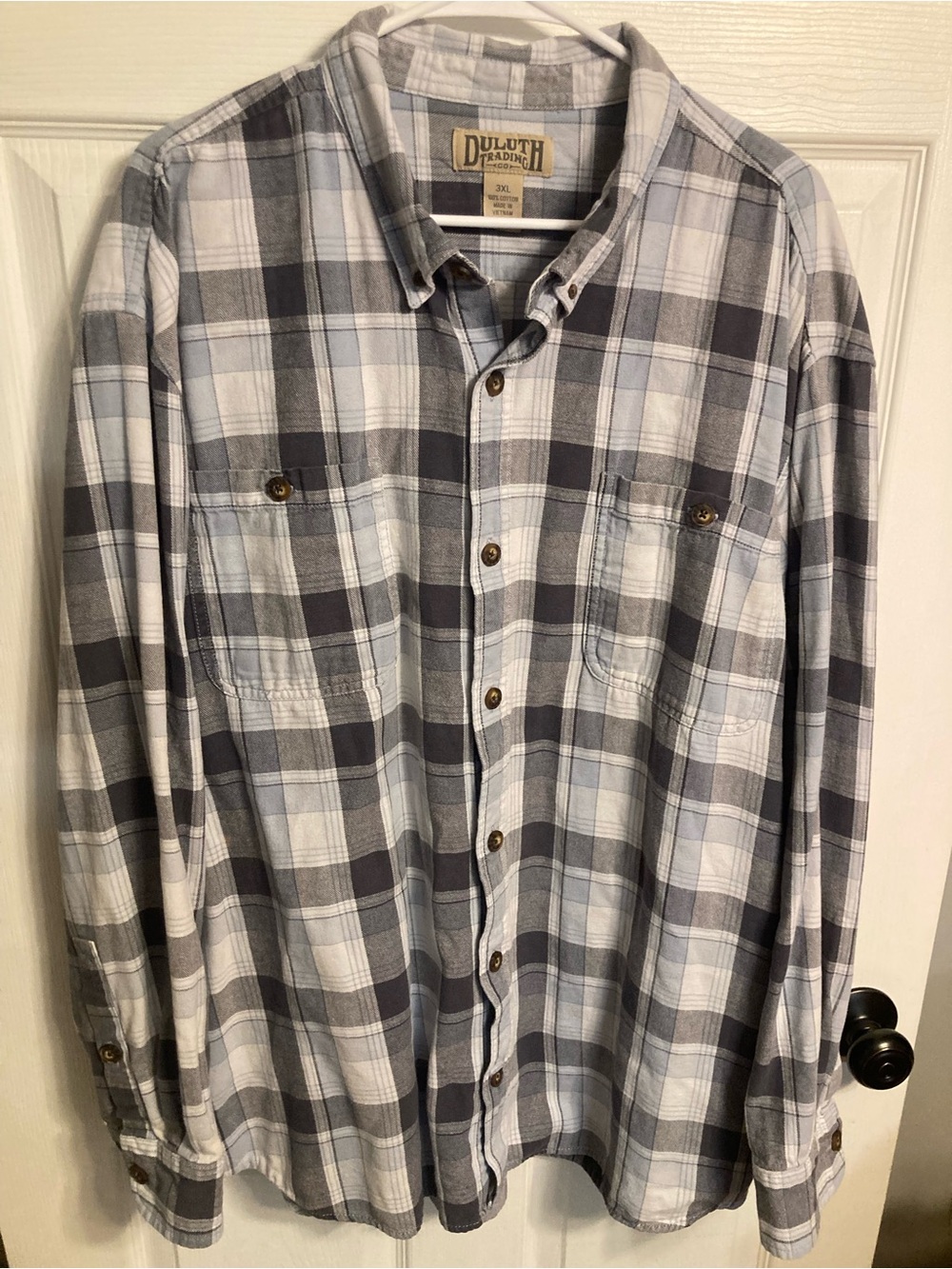Duluth Trading Co Gray and White Plaid Flannel Button-Up Shirt
